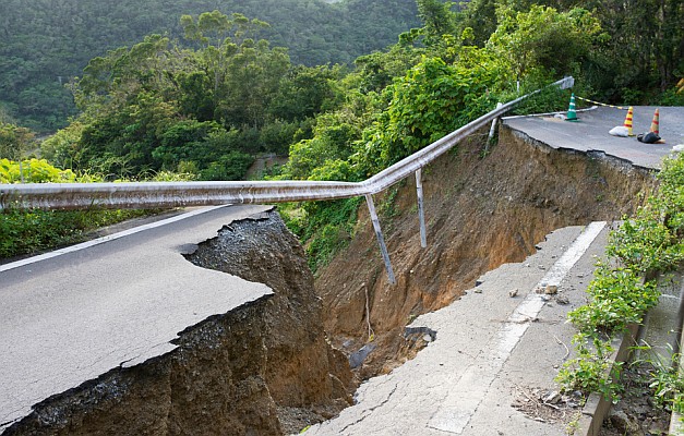 Monitoramento de áreas costeiras urbanas de risco