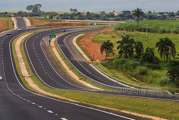 IBGE reúne dados para mapear a logística de transportes no Brasil
