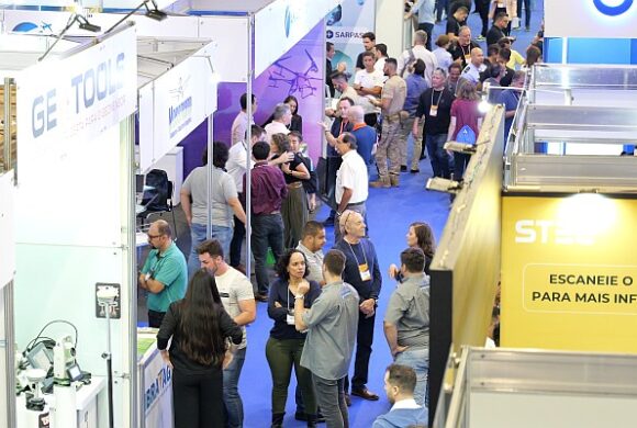 MundoGEO Connect exhibition has 150 companies, in addition to INCRA, IBGE, MD, MAPA and SPU MundoGEO Connect exhibition has 150 companies, in addition to INCRA, IBGE, MD, MAPA and SPU