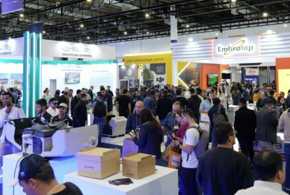 Mais de 12 mil profissionais visitaram o MundoGEO Connect, DroneShow Robotics, SpaceBR Show e Expo eVTOL 2026 Mais de 12 mil profissionais visitaram o MundoGEO Connect, DroneShow Robotics, SpaceBR Show e Expo eVTOL 2026